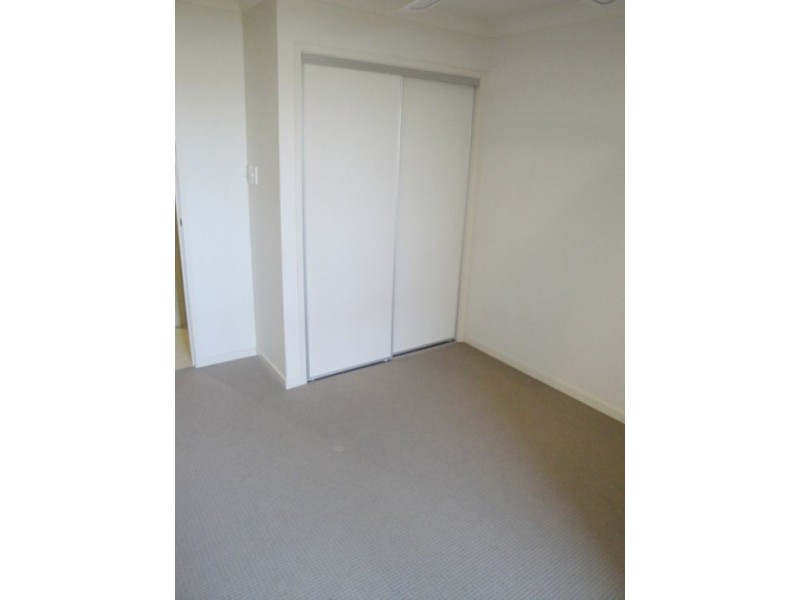 4/45 Filbert Street, Upper Coomera QLD 4209