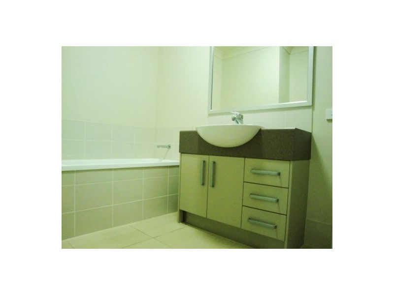 4/45 Filbert Street, Upper Coomera QLD 4209