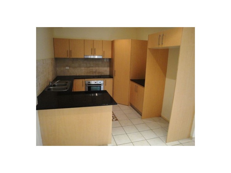 5/395 Pine Ridge Road, Runaway Bay QLD 4216