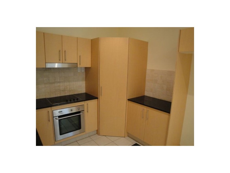 5/395 Pine Ridge Road, Runaway Bay QLD 4216