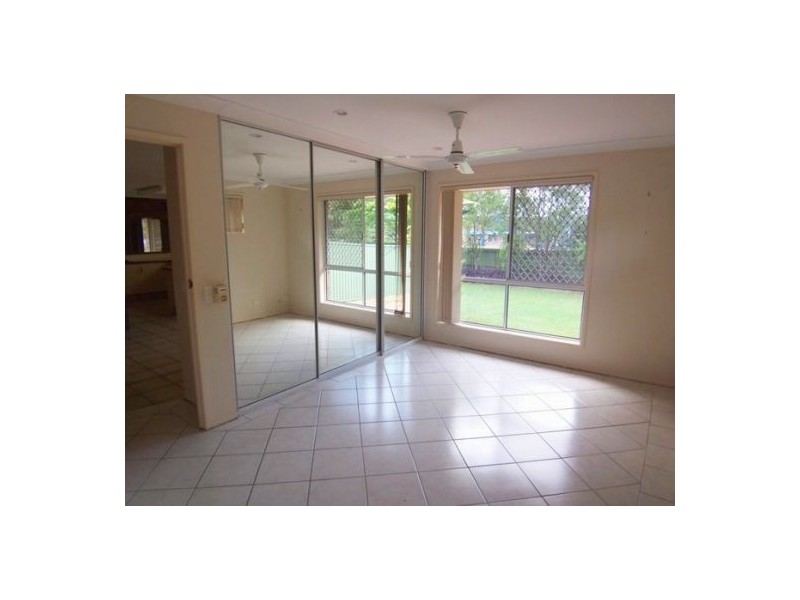 10 Sapium Road, Ashmore QLD 4214