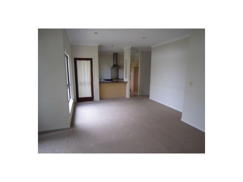 4/148 Johnston Street, Southport QLD 4215