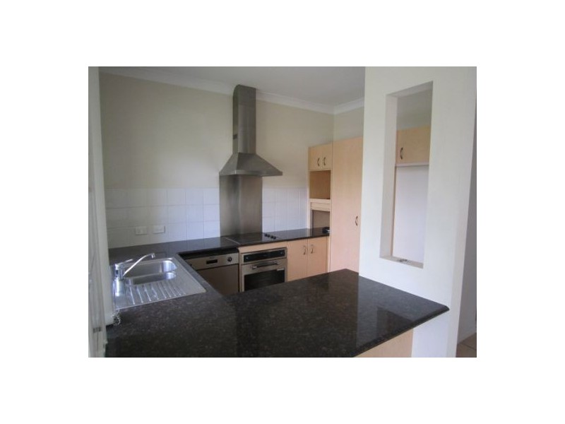 4/148 Johnston Street, Southport QLD 4215