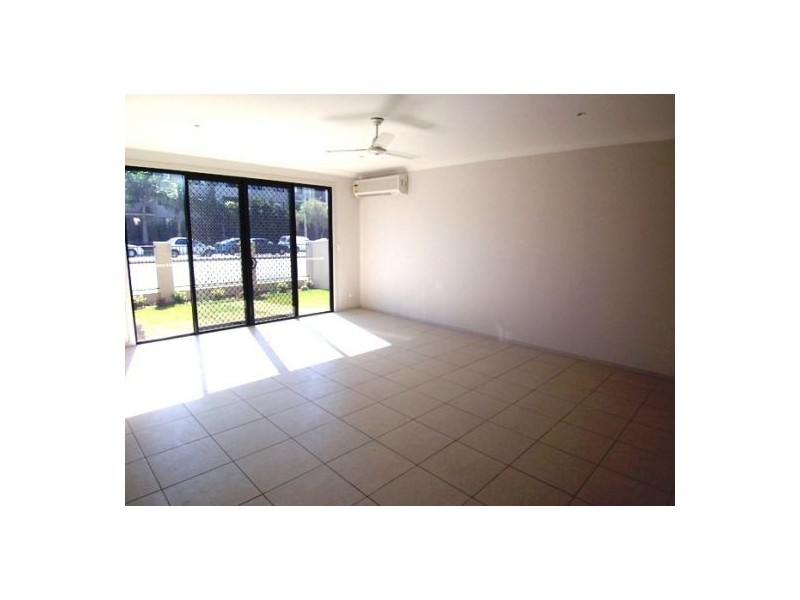 2/34 North St, Southport QLD 4215