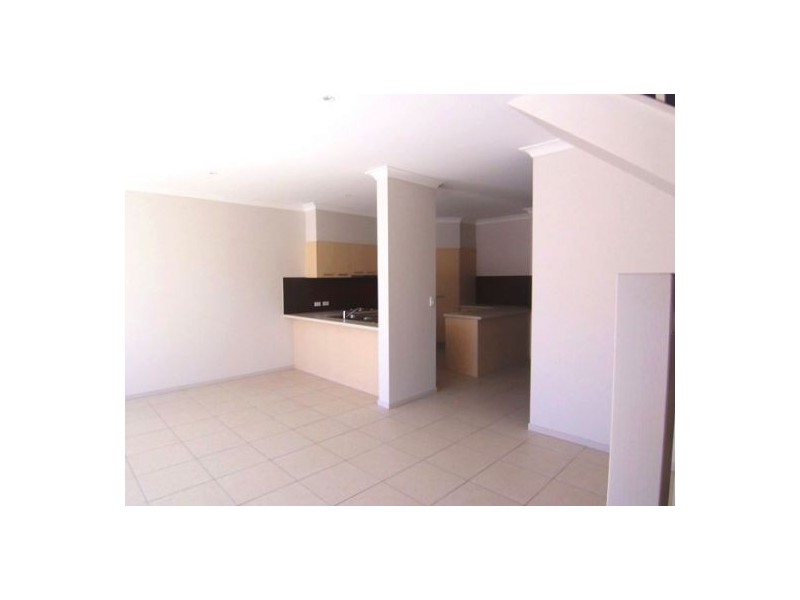 2/34 North St, Southport QLD 4215