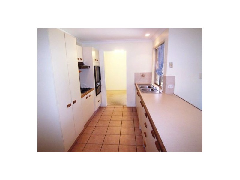 15 Erindale Court, Helensvale QLD 4212