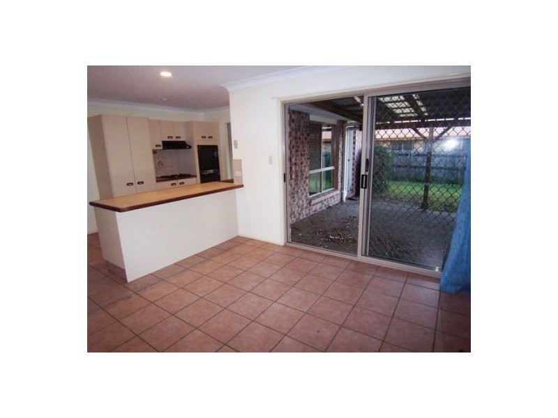 15 Erindale Court, Helensvale QLD 4212