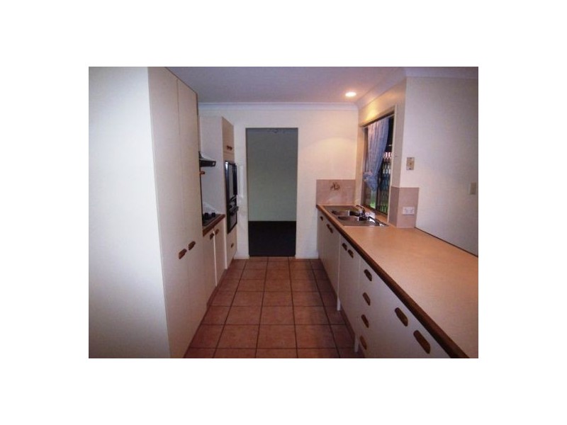 15 Erindale Court, Helensvale QLD 4212