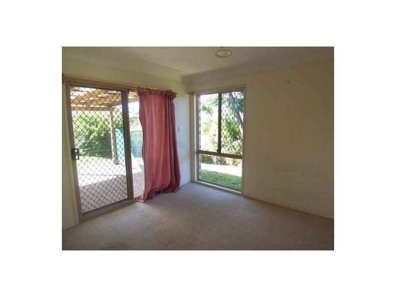 15 Erindale Court, Helensvale QLD 4212