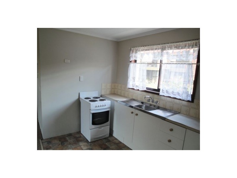 3/183 Muir Street, Labrador QLD 4215