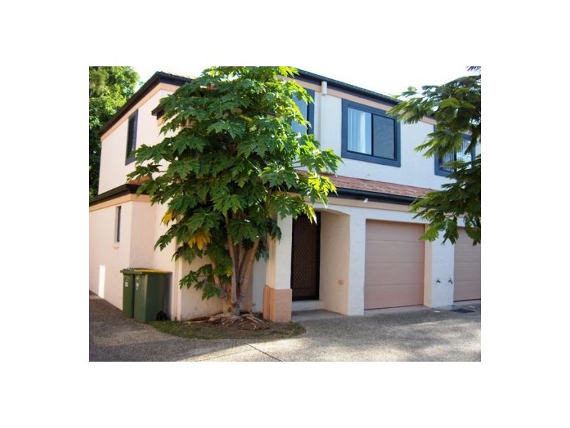 6/14 Terrigal Crescent, Southport QLD 4215