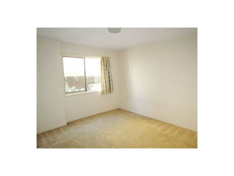 1/109-111 High Street, Southport QLD 4215