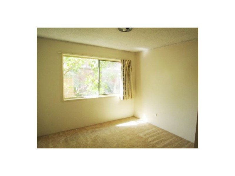 1/109-111 High Street, Southport QLD 4215