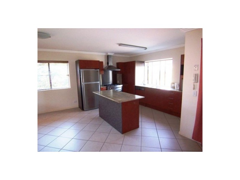 2/19 Beale Street, Southport QLD 4215