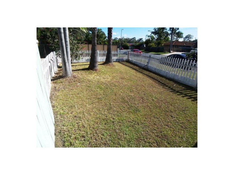 1/55 Morinda Way, Labrador QLD 4215