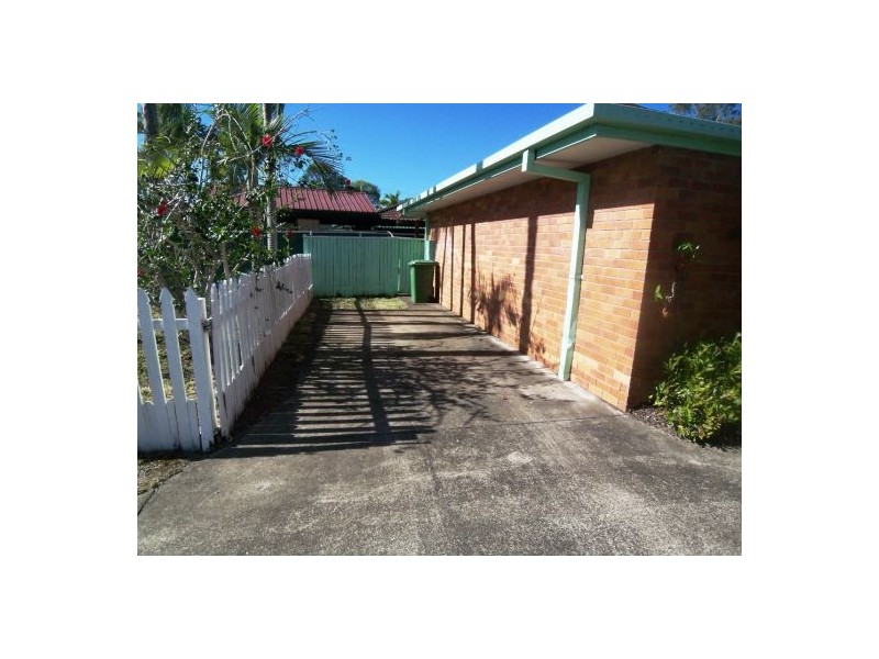 1/55 Morinda Way, Labrador QLD 4215