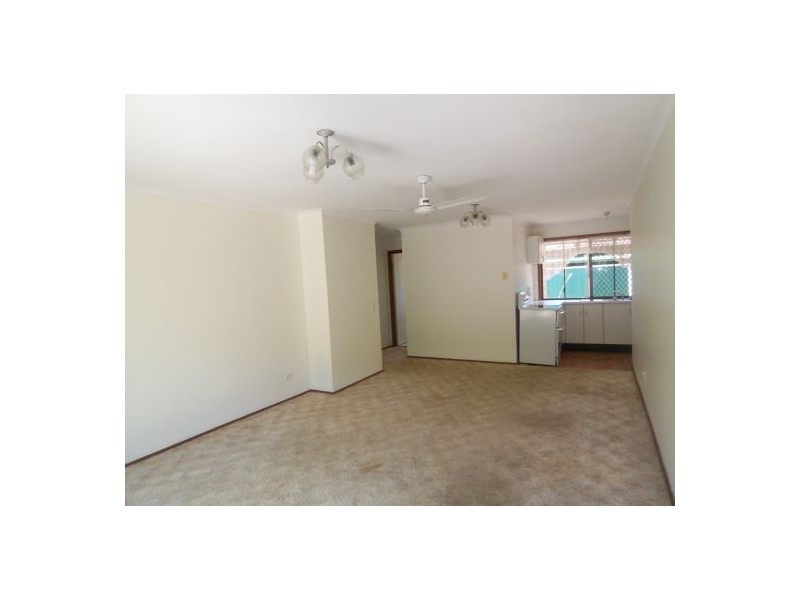 1/55 Morinda Way, Labrador QLD 4215