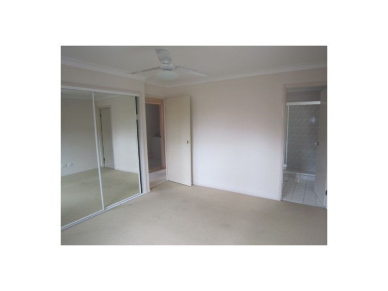 27 Fairweather Drive, Parkwood QLD 4214