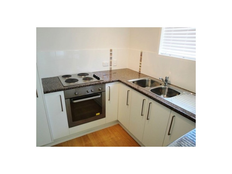 1/37 North Street, Southport QLD 4215