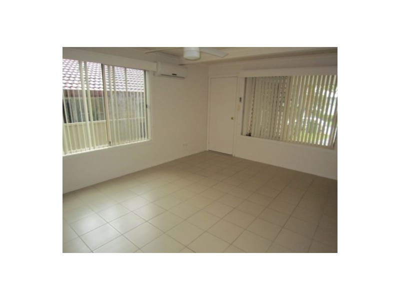 2/9 Meyer Street, Southport QLD 4215