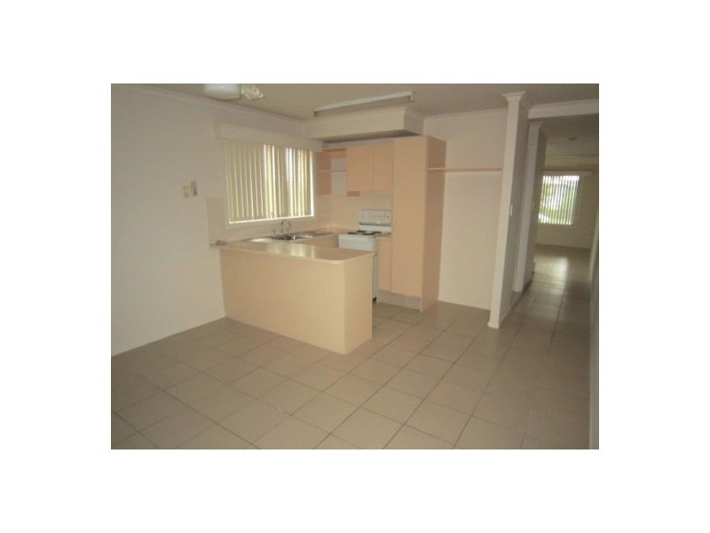 2/9 Meyer Street, Southport QLD 4215