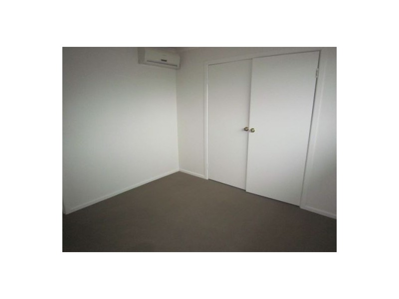 2/9 Meyer Street, Southport QLD 4215