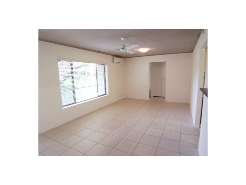 3/214 Scarborough Street, Southport QLD 4215