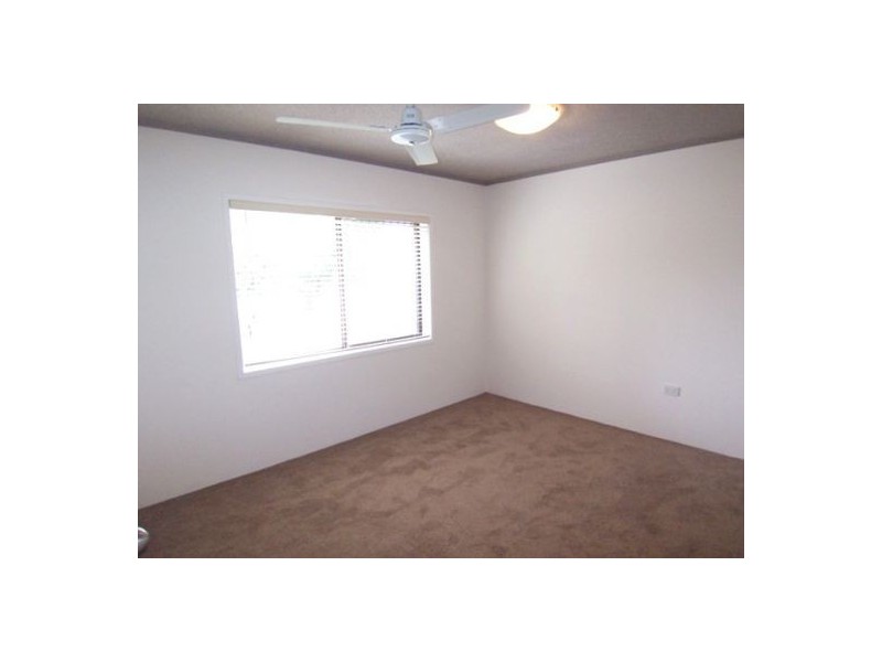 3/214 Scarborough Street, Southport QLD 4215