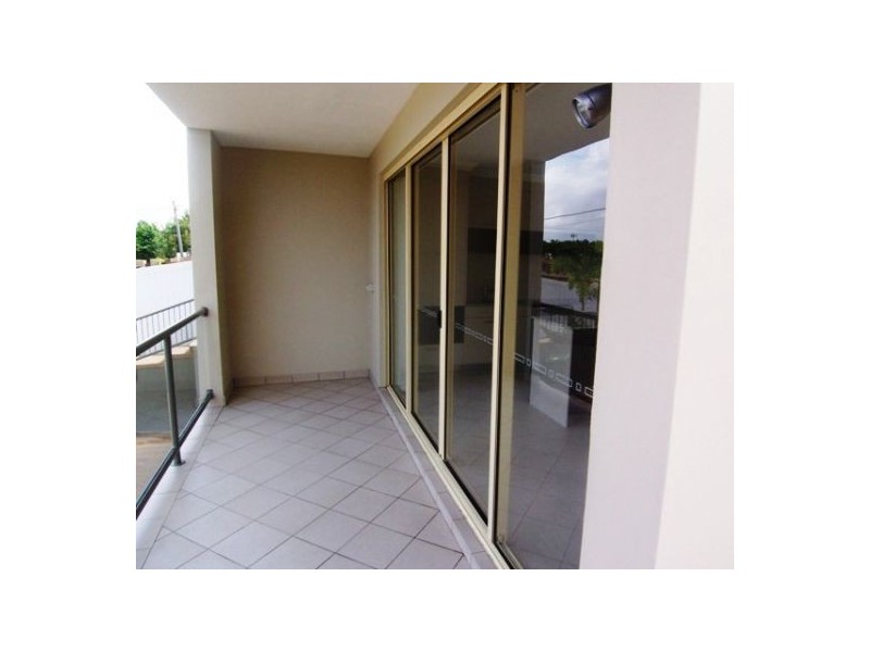 2/4 King St, Southport QLD 4215