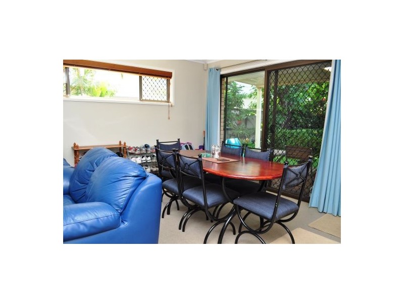 25/26 Elliott St, Isle Of Capri QLD 4217