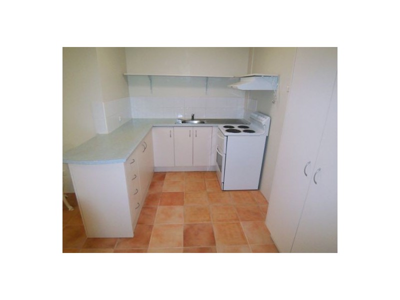 2/203 Scarborough St, Southport QLD 4215