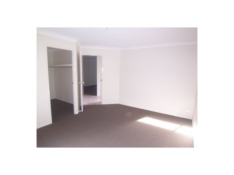 9 Hazeltine Place, Parkwood QLD 4214