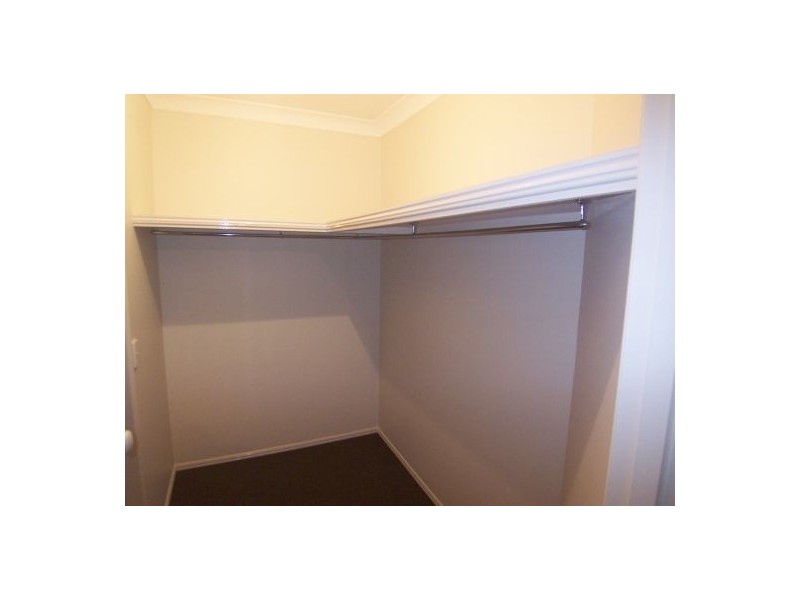 9 Hazeltine Place, Parkwood QLD 4214