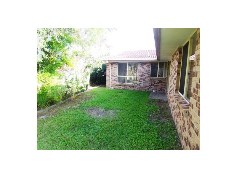 9 Hazeltine Place, Parkwood QLD 4214
