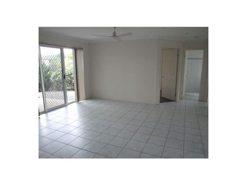 13 Maui Crescent, Pacific Pines QLD 4211