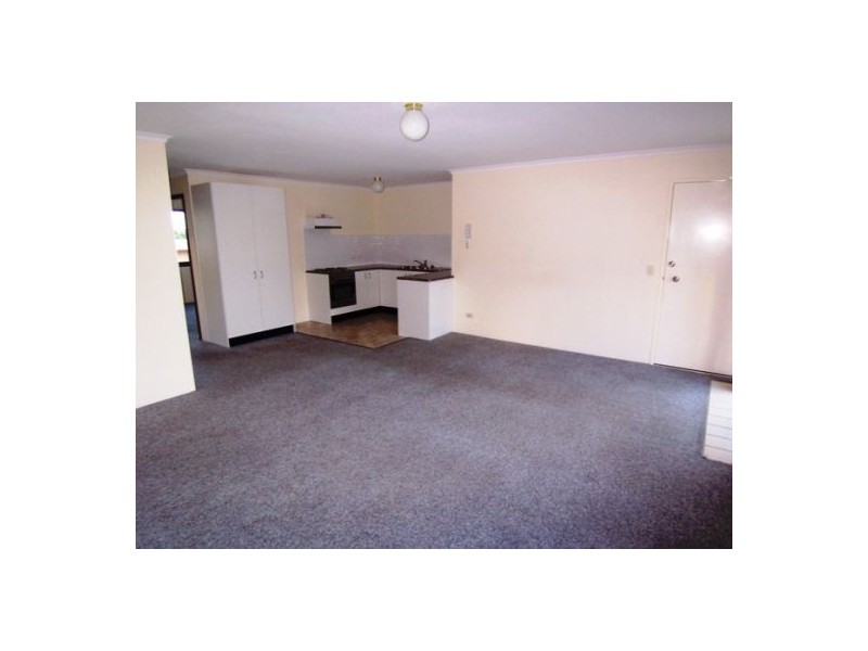 21/9 Bradford St, Labrador QLD 4215