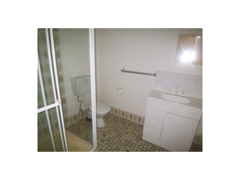 21/9 Bradford St, Labrador QLD 4215