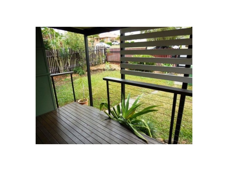 31 Kerr Ave, Southport QLD 4215
