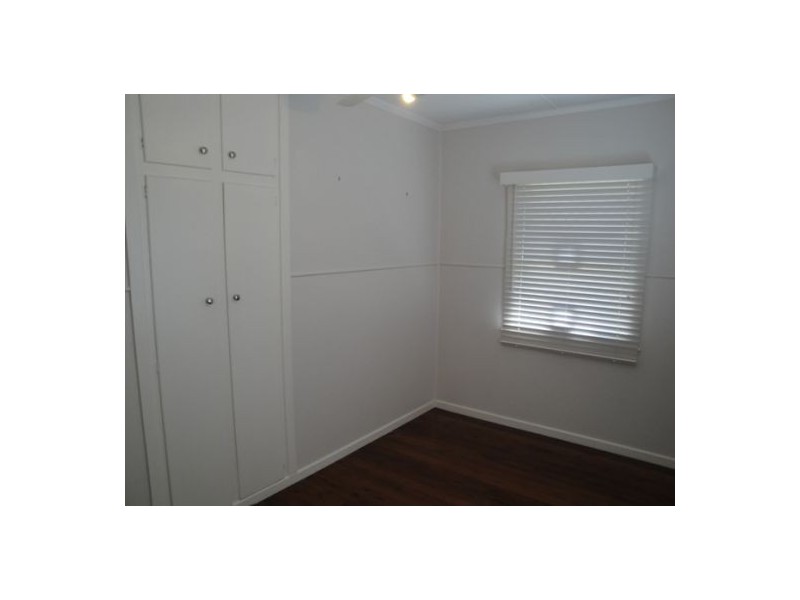 15 Lind Avenue, Southport QLD 4215