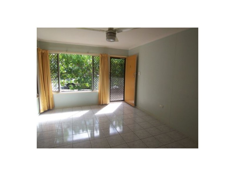 1/13 Walton Street, Southport QLD 4215