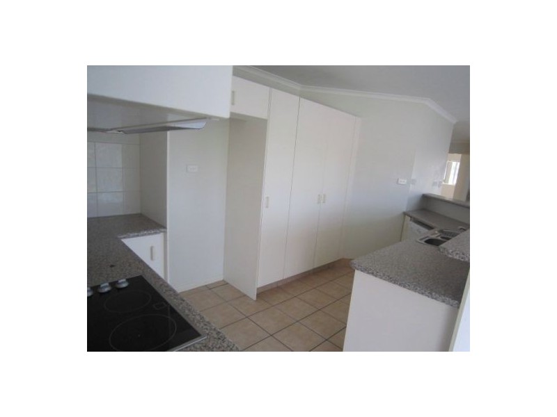 16a Loder St, Biggera Waters QLD 4216