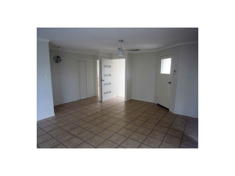 16a Loder St, Biggera Waters QLD 4216