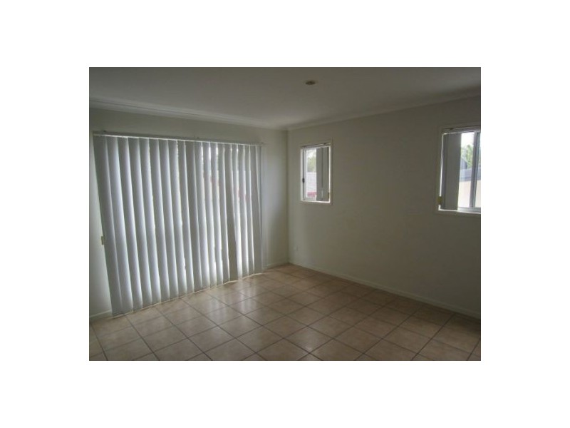 16a Loder St, Biggera Waters QLD 4216