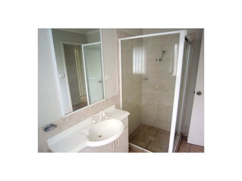 16a Loder St, Biggera Waters QLD 4216