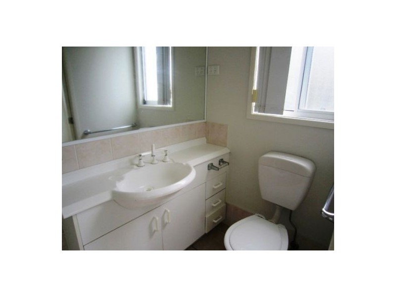 16a Loder St, Biggera Waters QLD 4216