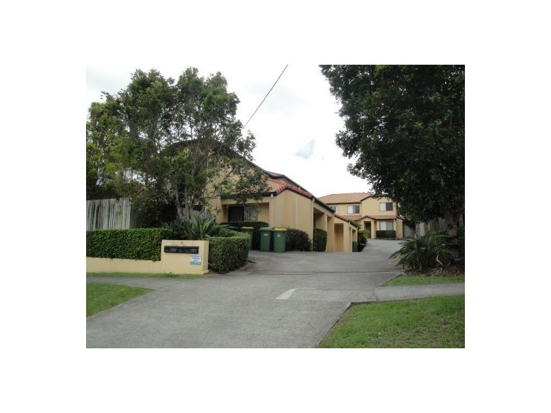 3/101 Eugaree Street, Southport QLD 4215