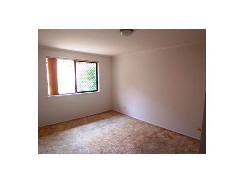 2/31 Binstead Drive, Southport QLD 4215