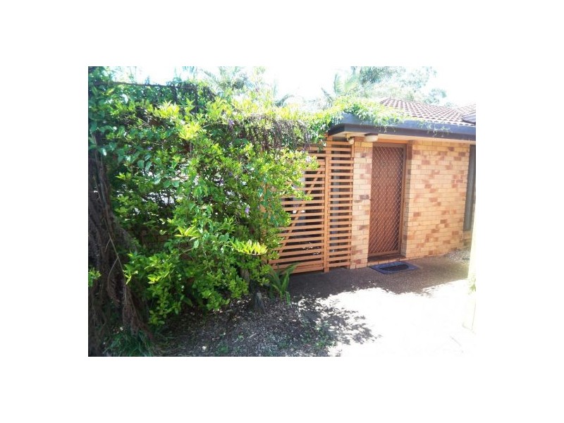 2/31 Binstead Drive, Southport QLD 4215