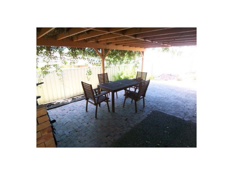 2/31 Binstead Drive, Southport QLD 4215