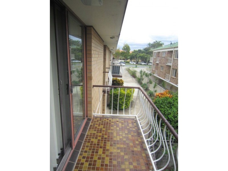 6/147 High Street, Southport QLD 4215